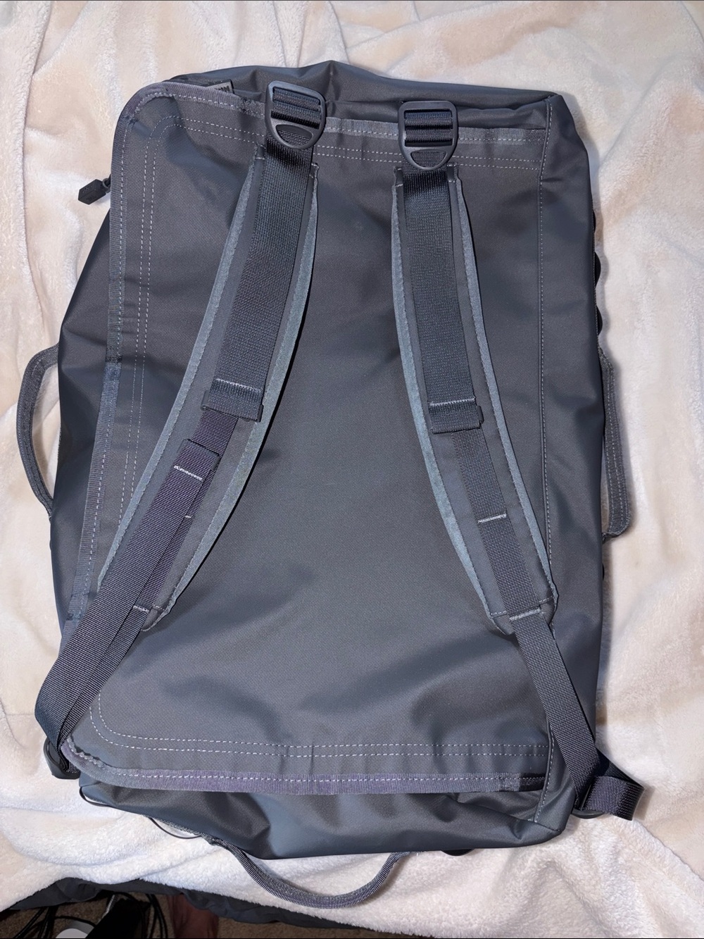 Baboon to the Moon Go Bag - Big 60L Grey NEVER USED